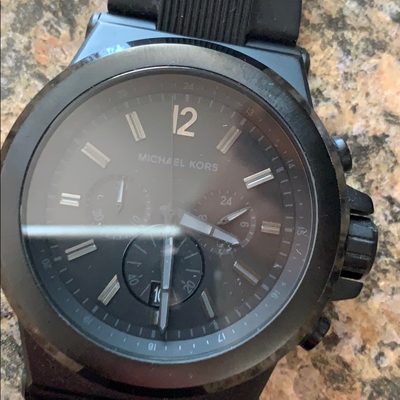 Micheal Kors Black men’s watch - Picture 1 of 3
